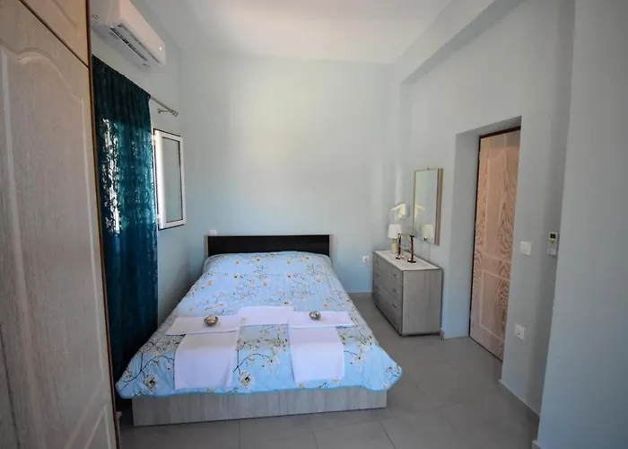 فيلة Private House Niki Kalymnos *